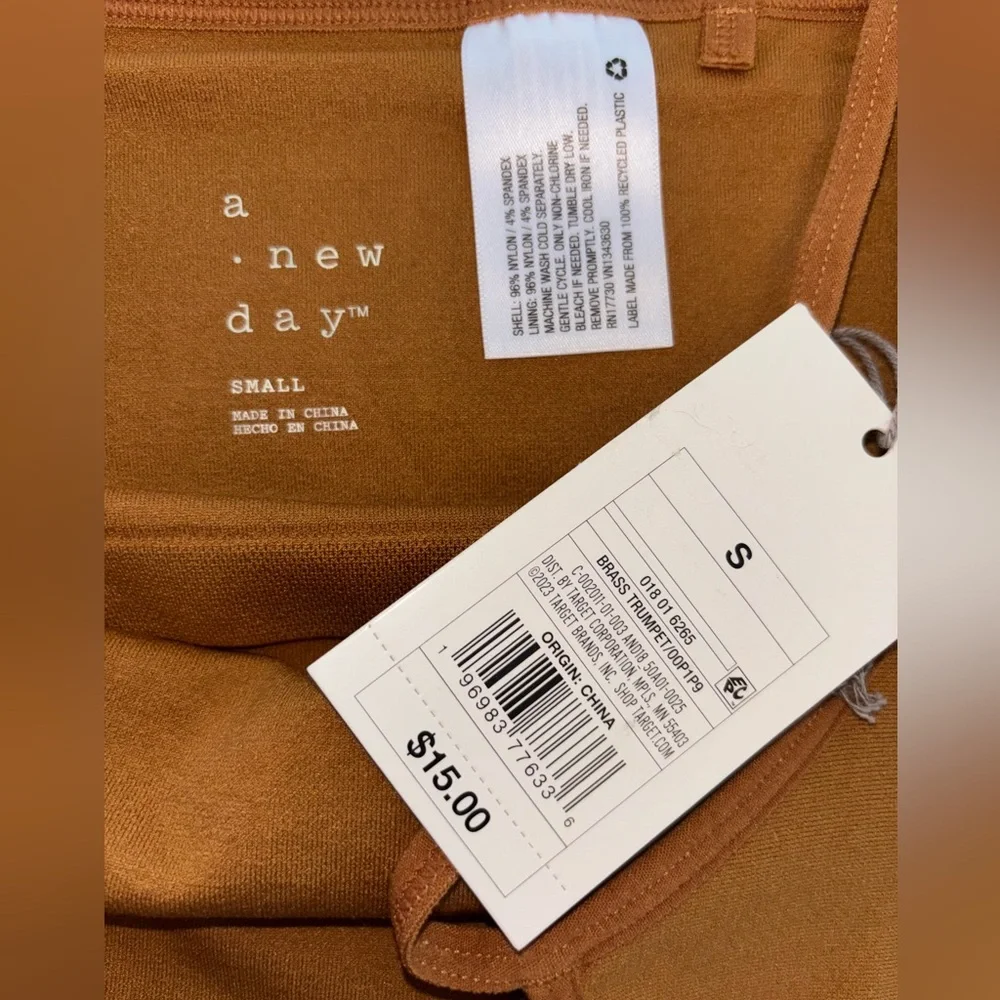 a new day Brass Trumpet Brown Seamless Cami Discontinued from Target NWT Size S - Picture 4 of 5